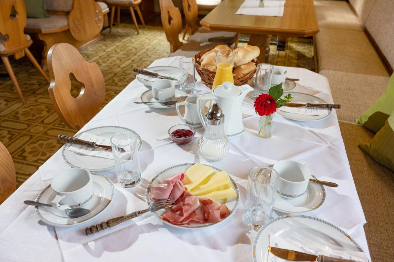 Haus Kreidl Bed & Breakfast Schwendau Bagian luar foto